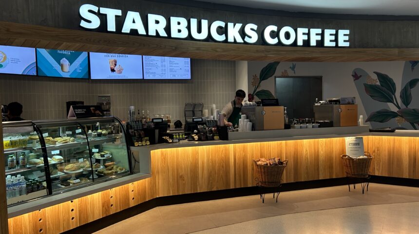¡Starbucks renovado!